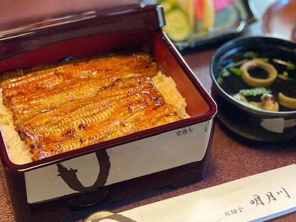 うなぎ 明月川の歴史と人気料理について
